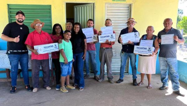 Governo do Tocantins entrega kits de sementes para agricultores familiares de Gurupi
