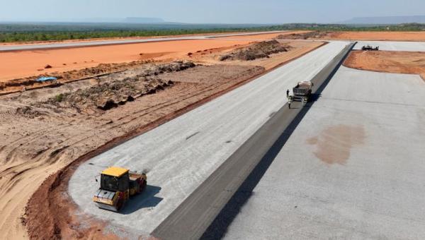 Governo do Tocantins garante continuidade da obra do aeródromo de São Félix, no Jalapão
