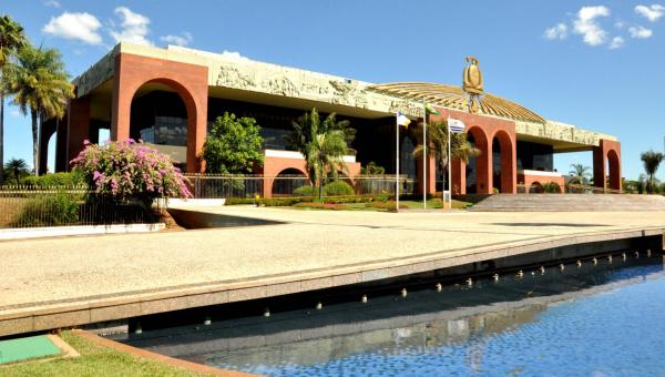 Governo do Tocantins paga servidores nesta quarta-feira, 27