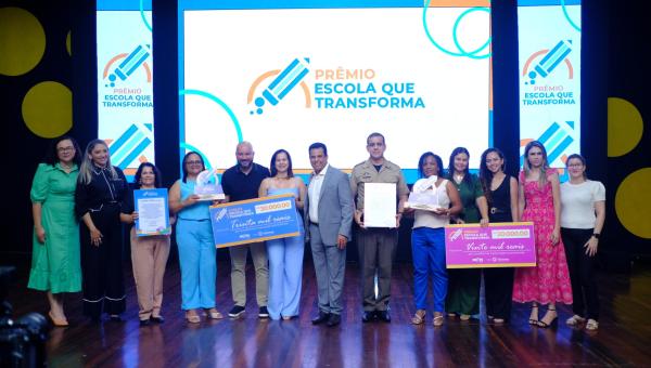 Governo do Tocantins premia projetos inovadores e avanços nos índices educacionais com os prêmios Escola que Transforma e Ideb Mais Tocantins