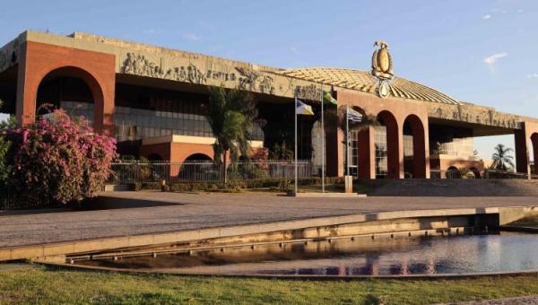 Governo do Tocantins publica decreto de emergência financeira na Saúde e determina adoção de medidas para reequilíbrio do sistema