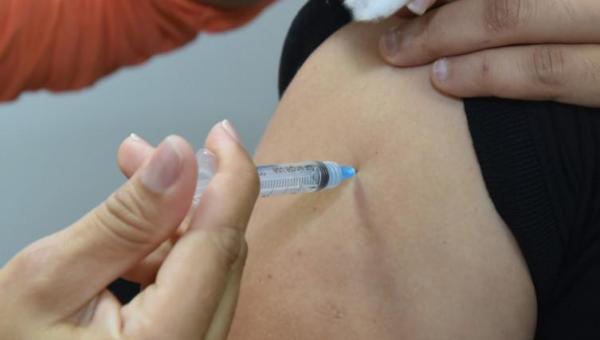 Governo do Tocantins realiza Dia D de vacinação contra dengue em 17 municípios da região Médio Norte Araguaia