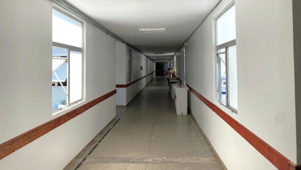Governo investe em ampliação de leitos e melhorias de fluxo no HRA e acaba com internações nos corredores