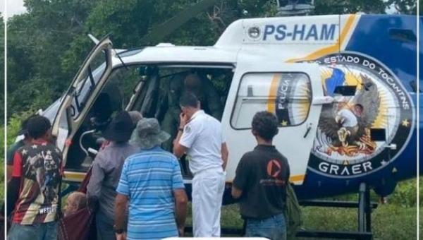 Helicóptero da Polícia Militar resgata idoso em necessidade de atendimento médico na Ilha do Bananal