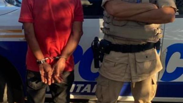 Homem arama emboscada, tenta matar ex-enteada mas é preso pela PM na cidade de Palmeiras