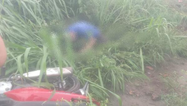 Homem é encontrado morto ao lado de uma motocicleta na TO -010 em Ananás, no Bico do Papagaio