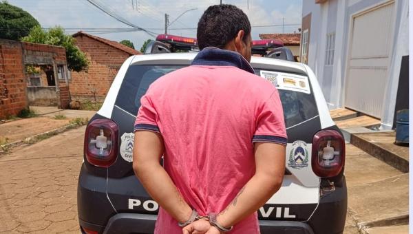 Homem é preso por agredir a avó e colocar a própria mãe pra fora de casa em Wanderlândia 

