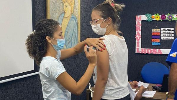 Hospital Regional de Augustinópolis promove ação para imunizar os servidores