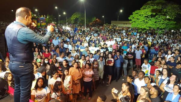 Igrejas Evangélicas se unem para realizar festa gospel em Ananás
