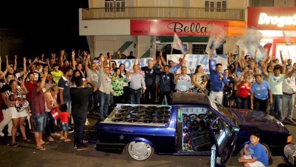 Inauguração de Comitê em Colinas impulsiona campanha para reeleição de Lázaro Botelho e Valderez