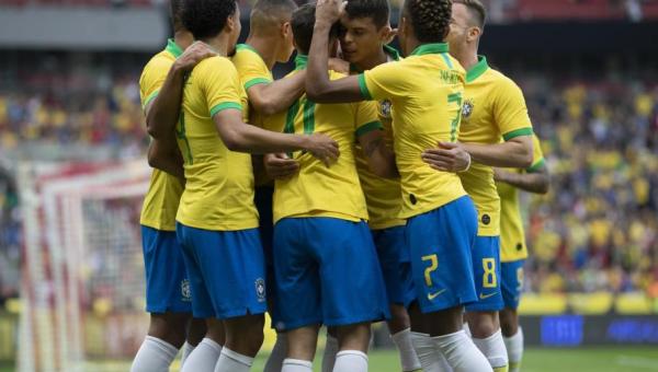 Jogadores da seleção brasileira decidem disputar Copa América no País