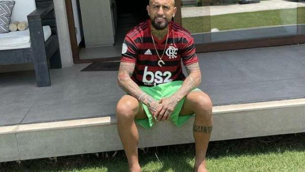 Jornal italiano expõe bastidores envolvendo Vidal e Flamengo; volante não deve ficar na Inter de Milão