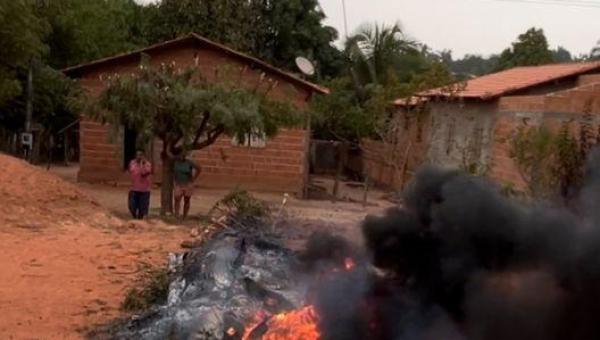 Juiz determina medidas contra manifestantes que bloquearam vias públicas impedindo passagens de veículos em Axixá do Tocantins 

