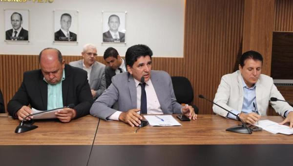 Júnior Geo apresenta sugestões e conhece demandas do setor da Agroindústria em reunião com a Fieto