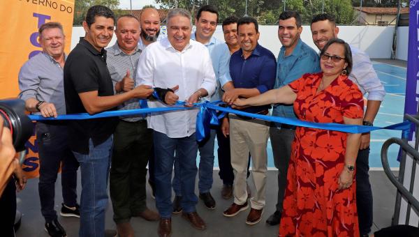 Laurez Moreira entrega R$ 600 mil em obras para educação de Palmeirópolis