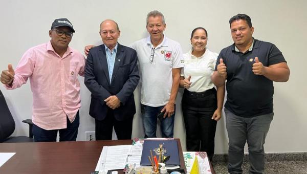 Lázaro Botelho recebe apoio de vereadores e lideranças políticas de Aurora do Tocantins