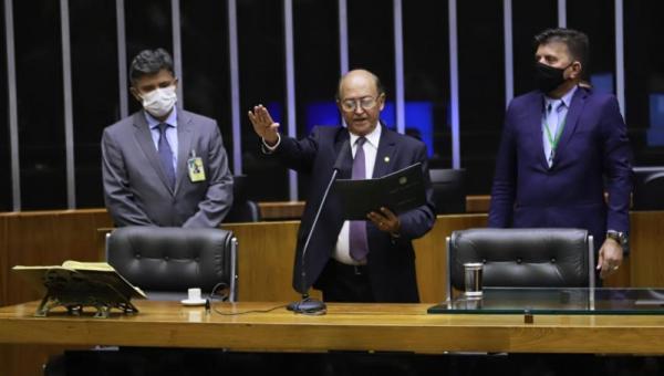 Lázaro Botelho toma posse como Deputado Federal 