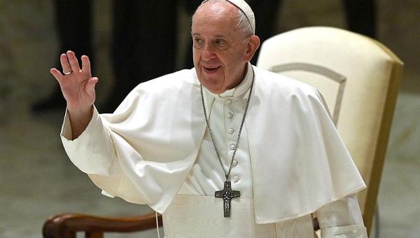 Vaticano vê eleições no Brasil com preocupação com as ações do atual Governo 