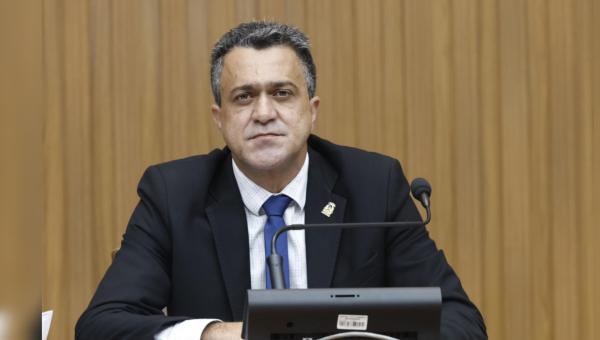 Luciano Oliveira requer ampliação do porte do Hospital Regional de Pedro Afonso 

