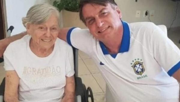 Mãe de Bolsonaro morre aos 94 anos; anúncio foi feito pelo presidente