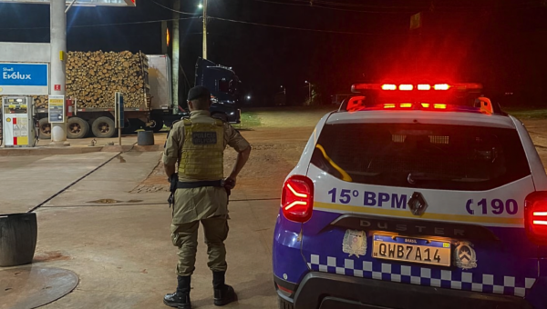 Menor infrator é apreendido pela PM após furto em clínica veterinária em Tocantinópolis