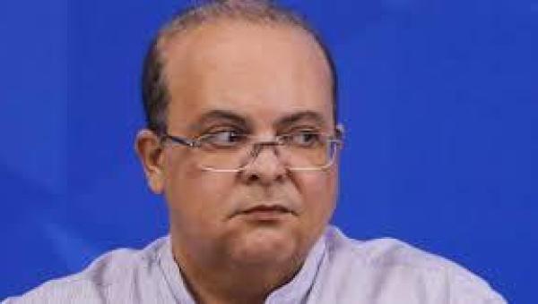 Moraes afasta o governador Ibaneis Rocha, do Distrito Federal
