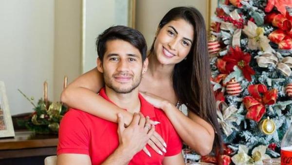 Mulher de jogador do Olímpia é assassinada durante festival de música no Paraguai