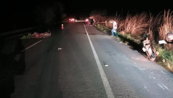 Mulher morre em acidente envolvendo duas motos e caminhonete em Araguaína 