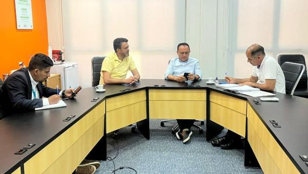Na Energisa, deputado Luciano e prefeito de Couto Magalhães buscam melhorias na rede elétrica