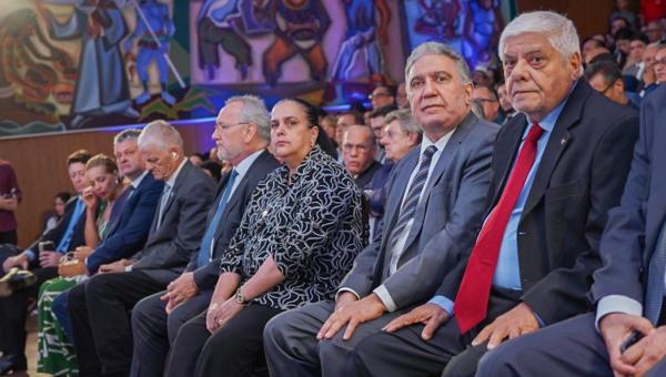 Na posse dos novos dirigentes do TCE TO vice-governador Laurez Moreira destaca importância órgão para a boa aplicação dos recursos públicos