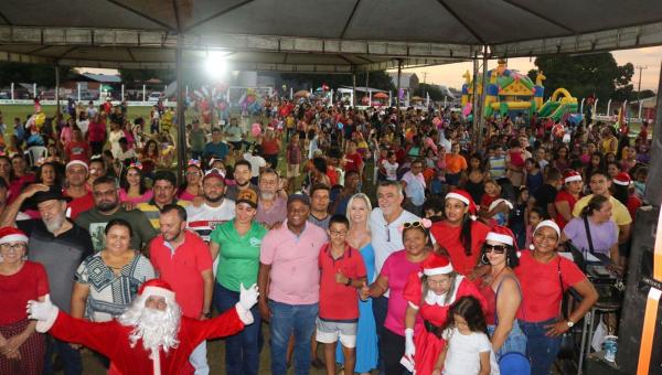 Natal Mágico: deputado Amélio Cayres entrega brinquedos para crianças do interior do Tocantins