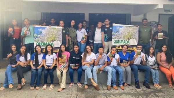 Naturatins realiza palestra sobre preservação de queimadas em escola de Arapoema