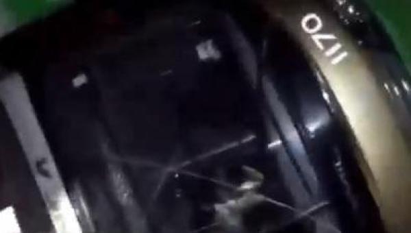 Ônibus com 46 passageiros tomba na BR 153 entre Presidente Kennedy e Brasilândia