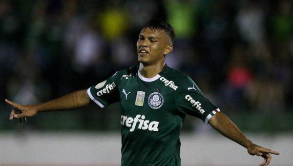 Palmeiras reassume a liderança do Brasileirão