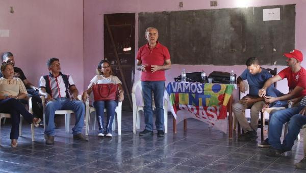 Paulo Mourão começa caminhada pelo Bico e alerta que compra de votos afasta desenvolvimento no TO
