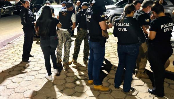 Polícia Civil cumpre mandados e prende duas pessoas por tráfico de drogas em Itaguatins