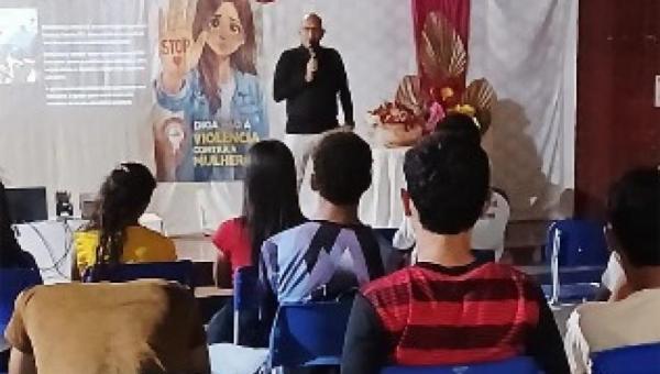 Polícia Civil realiza palestra sobre bullying e violência contra a mulher em escola de Paraíso do Tocantins