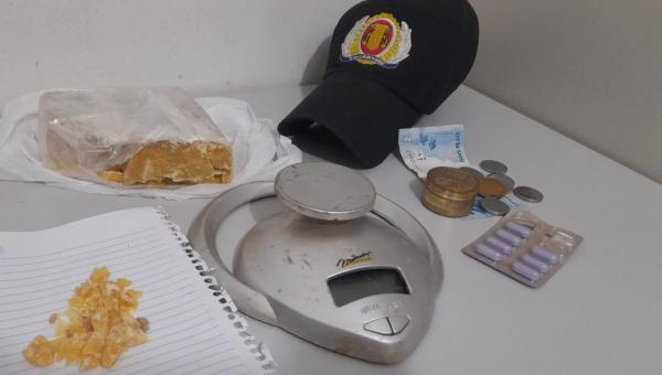 Polícia Militar apreende quase meio quilo de drogas na cidade de Tabocão