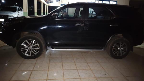 Polícia Militar recupera veículo furtado e prende integrante de quadrilha especializada em furto de veículos