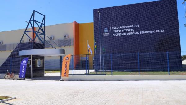 População pedroafonsina celebra inauguração da Escola Estadual de Tempo Integral Professor Antônio Belarmino Filho