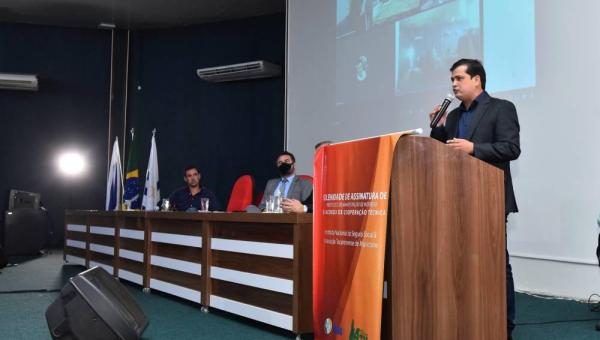 Por postos de atendimentos previdenciários nos Municípios, ATM e INSS assinam Acordo de Cooperação nesta quinta-feira, 09