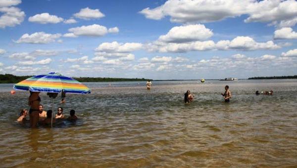 Praia de Araguanã recebe a primeira edição do Projeto Vem Verão que fomenta o protagonismo juvenil