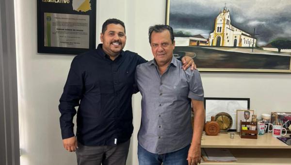 Pré-candidato a Prefeito de Babaçulândia, Ismael Brito recebe apoio do Deputado Estadual Fabion Gomes
