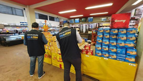 Preço da ceia natalina tem variação de até 170% em produtos no Tocantins, afirma Procon