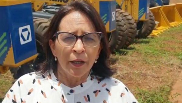Prefeita Susu Matos de Lizarda, fala sobre a importância da entrega das máquinas para o município