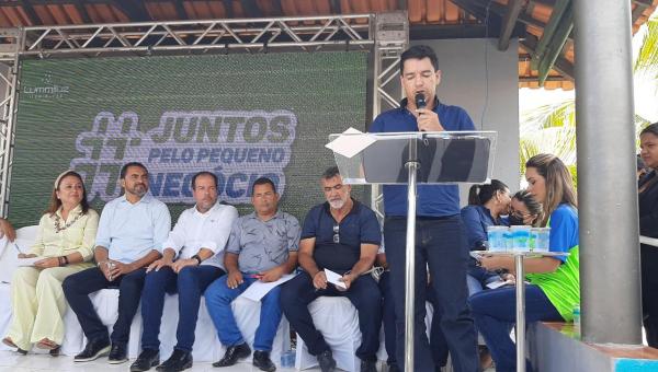 Prefeito Alberto Moreira destaca ações de apoio ao pequeno negócio 