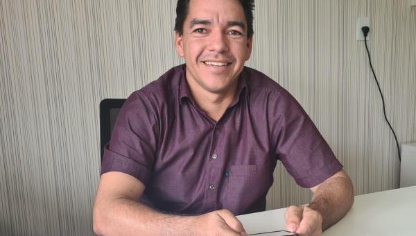 Prefeito Alberto Moreira implanta Lavoura Comunitária em São Miguel do Tocantins