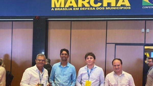 Prefeito de Ananás, Valdemar Nepomoceno, participa da Marcha a Brasília em Defesa dos Municípios