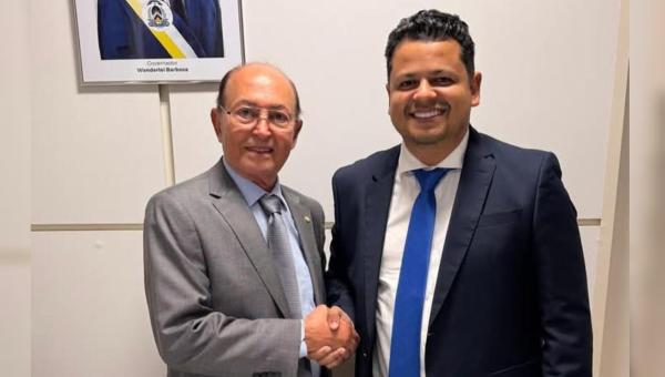 Prefeito Eleito Mayck Câmara, discute instalação de nova sede da Defensoria Pública em Xambioá durante reunião com Deputado Lázaro Botelho

