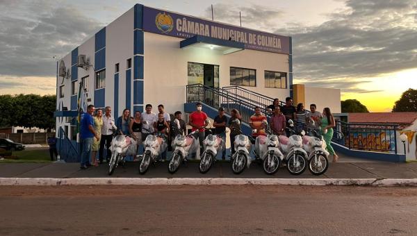 Prefeito Joctã José agradece motocicletas destinadas pelo Deputado Júnior Geo à Colmeia 